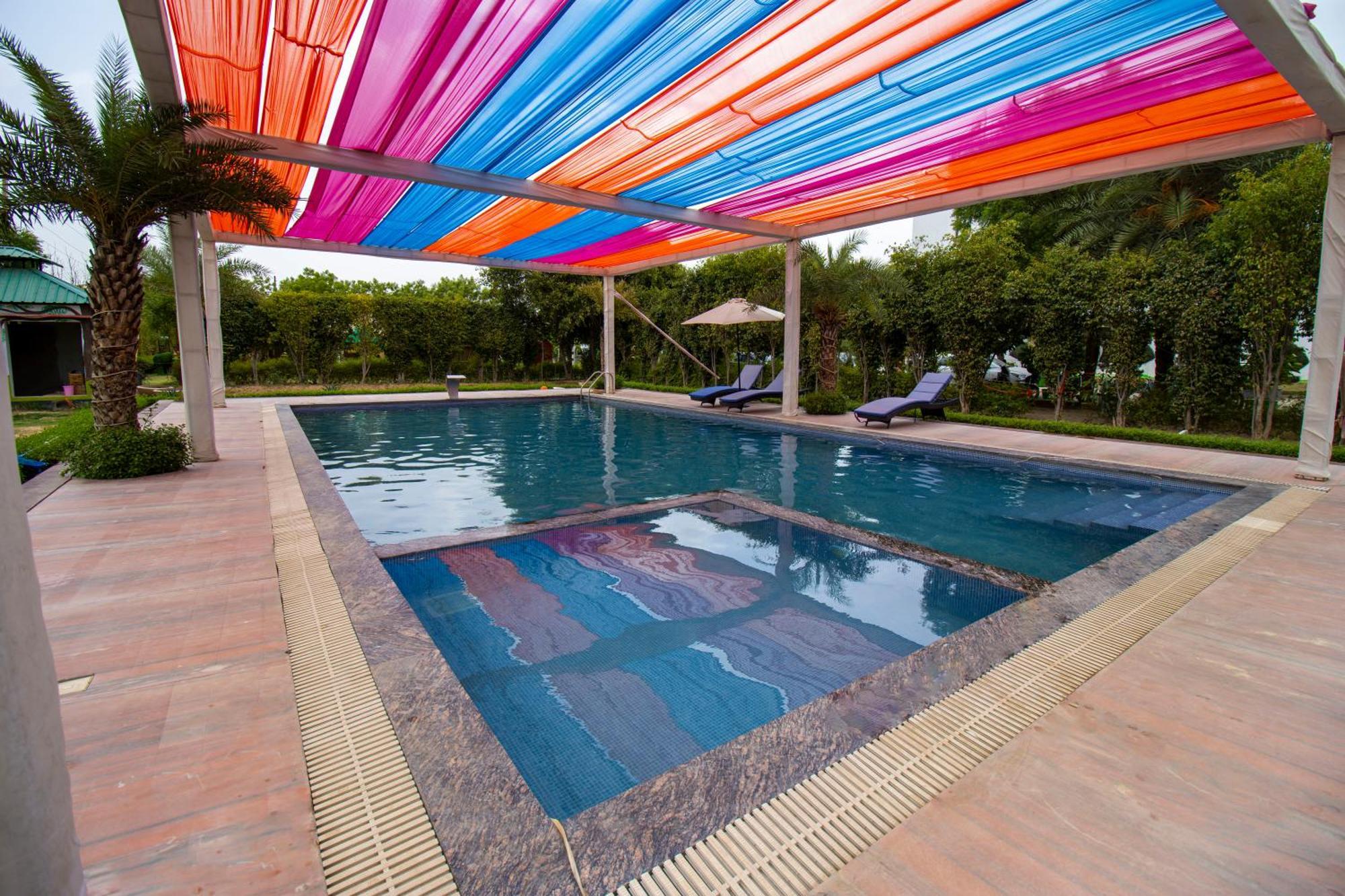 Elegance Resort Vrindāvan Eksteriør billede